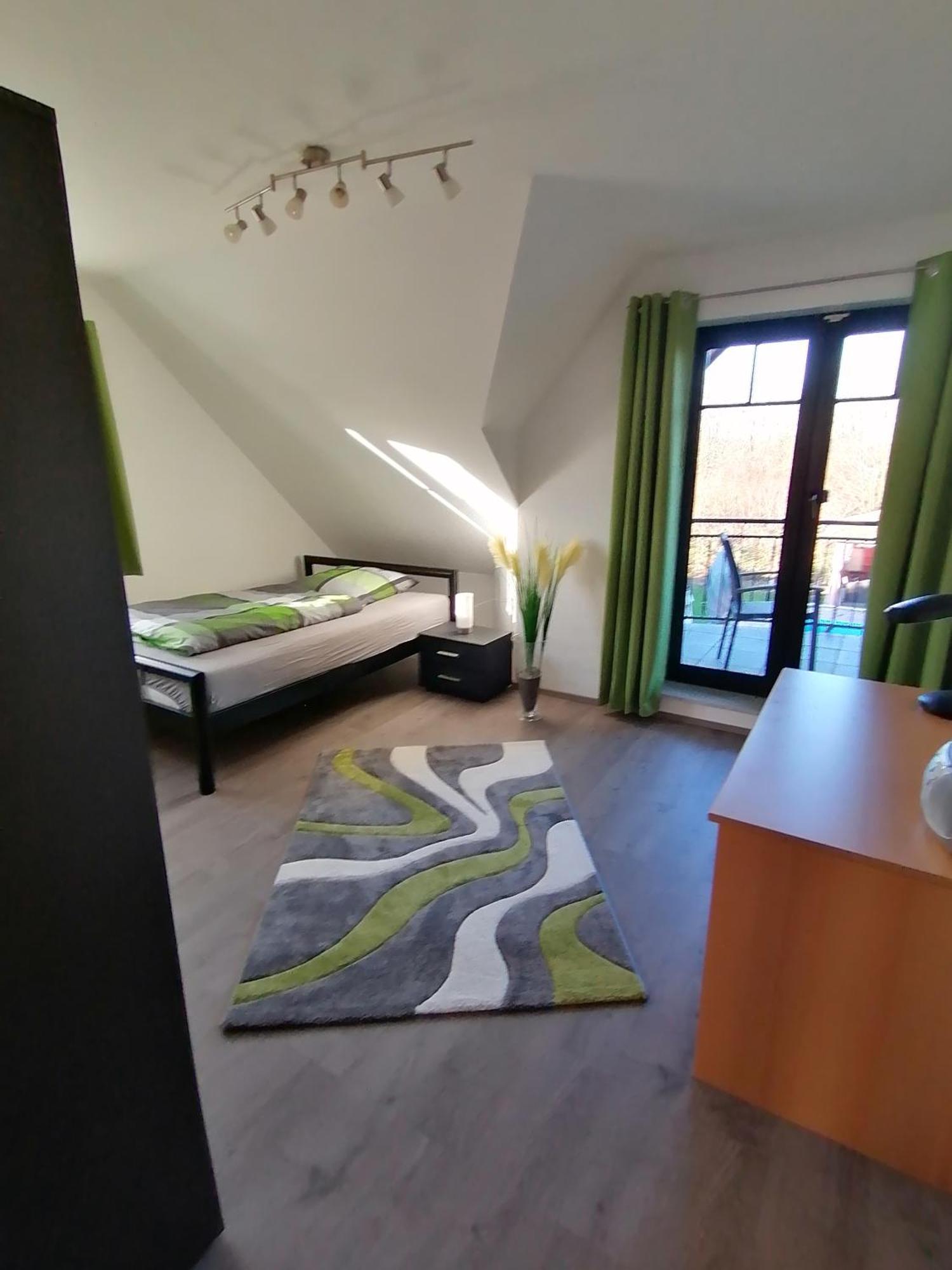 Ferienwohnung "Sanssouci", Muelheim Selbeck Mulheim an der Ruhr Bagian luar foto
